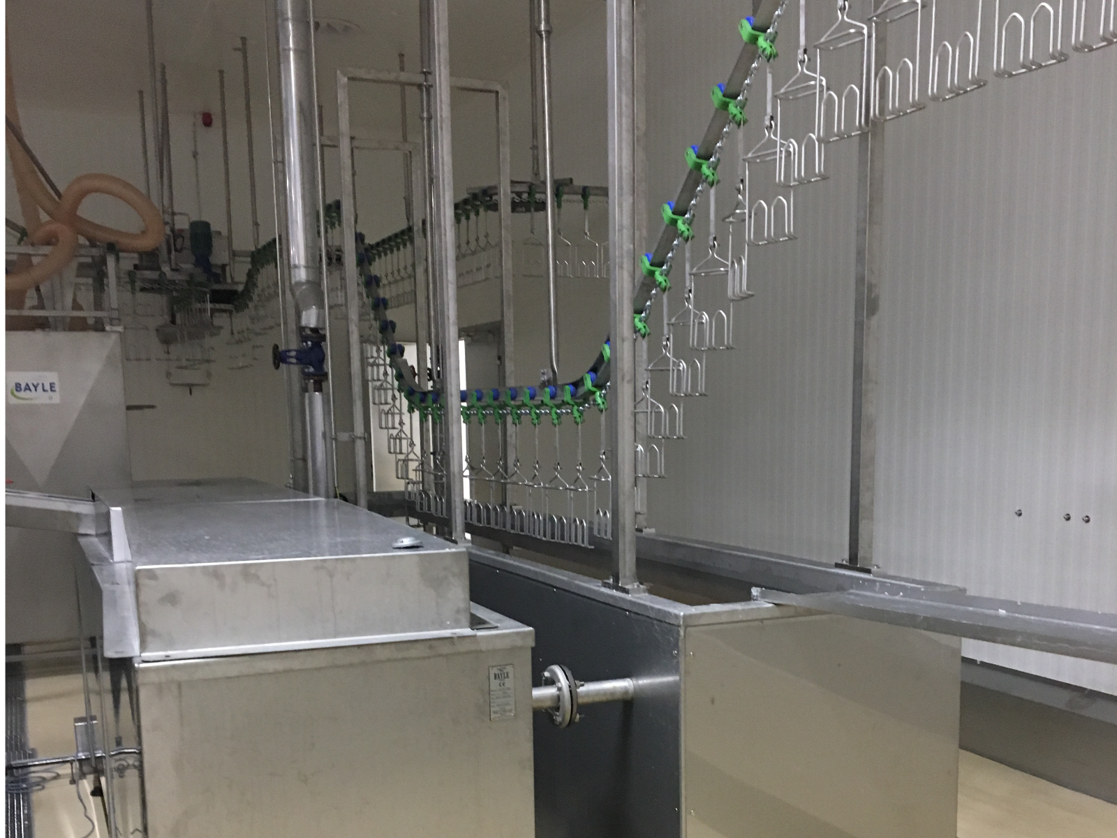Process de plumaison à la cire spécifiquement adapté aux abattoirs de canards gras